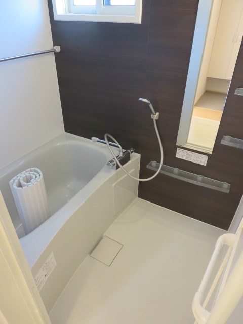 ヴィラ・マウントコーストⅡ 風呂画像