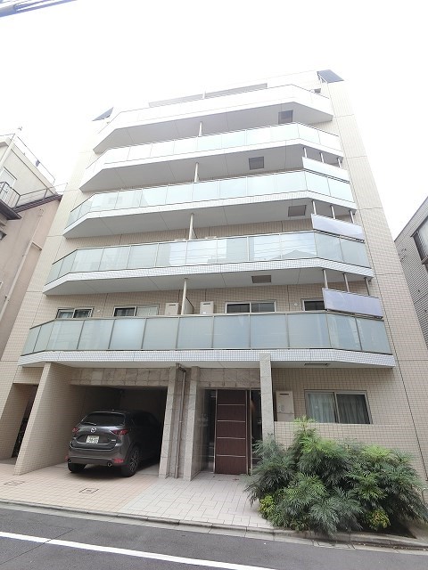 プチフルール入谷 301号室 外観