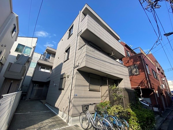 アバンダンティア 外観