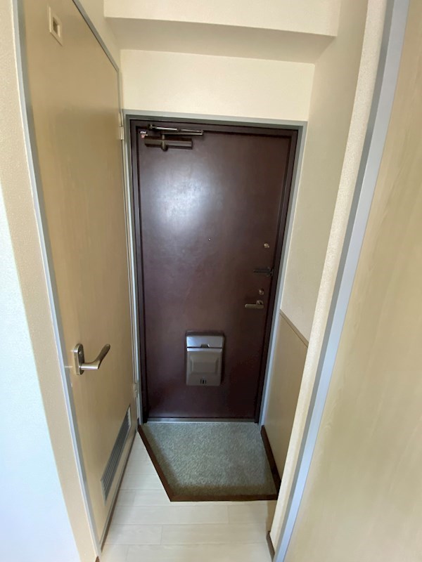 パレス内田２号館 玄関