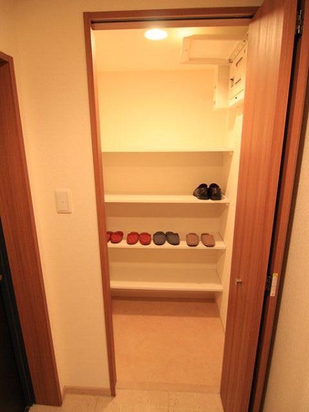 ロイヤルパークス新田 その他5