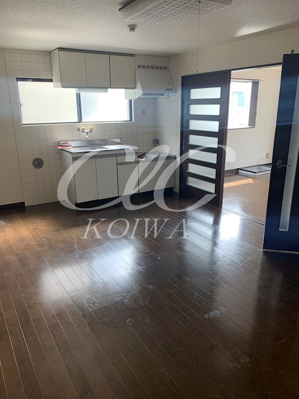 デルフォカーサトーア リビング