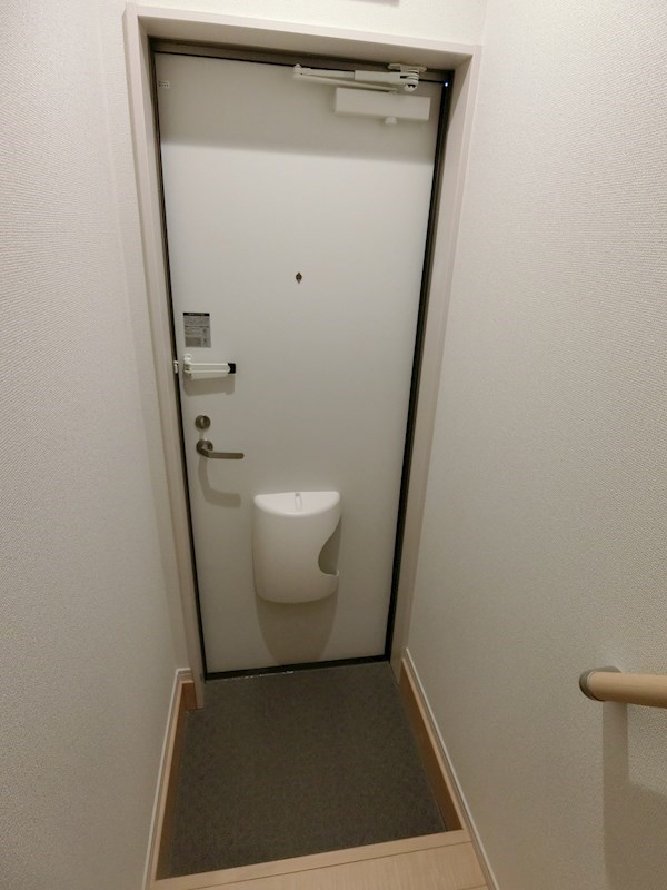 レスペデサ小岩  玄関