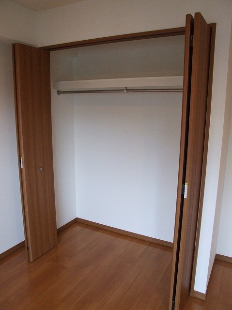 ロイヤルパークス新田 その他8