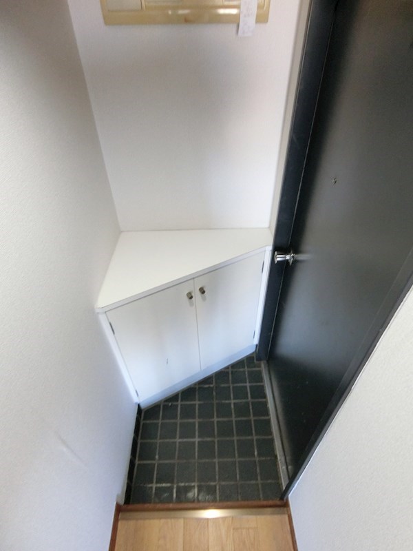 山口ビル  玄関