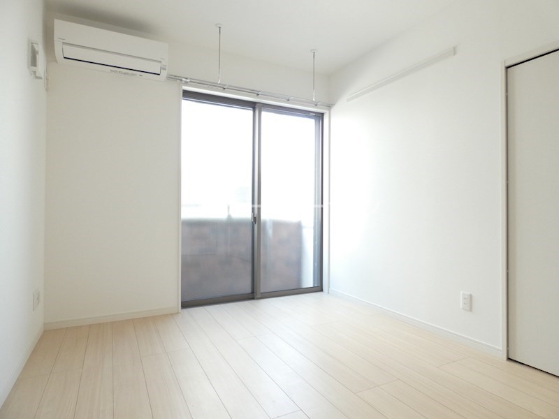 フィールズXIII リビング