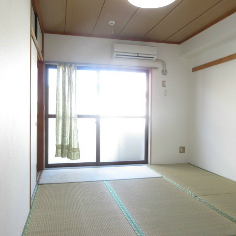 新潮通り一番館 ベッドルーム