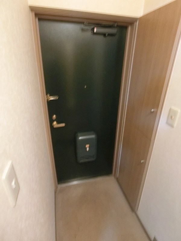 サンコート   玄関