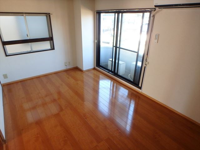 ナカゴーマンション ベッドルーム