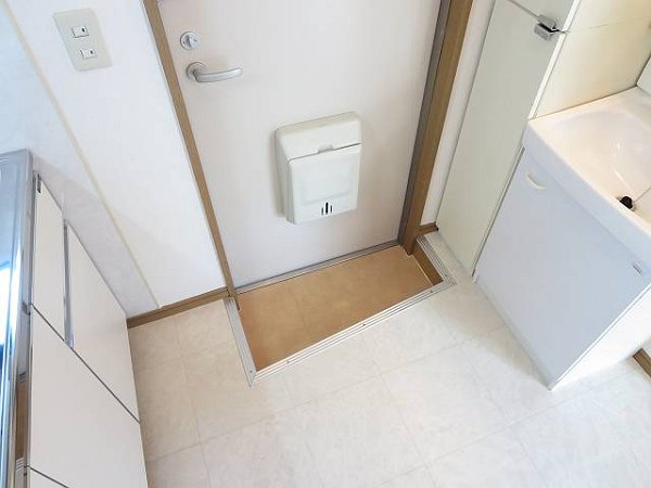 ヤングハイツ 玄関