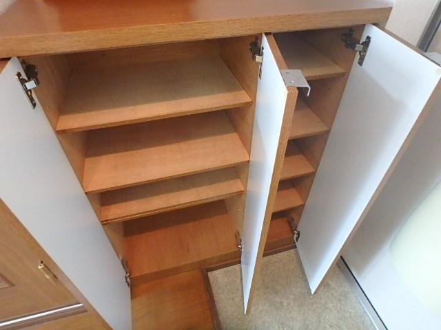 ＶＩＳＵＡＬ　ＣＩＴＹ 玄関