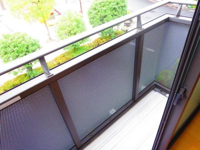 ザ・ロイヤルⅢ ベランダ