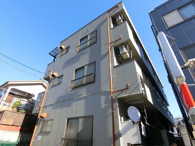 アラカワマンション  301号室 外観