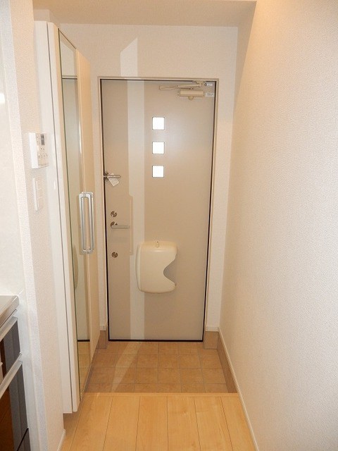 ウィロウコート   玄関