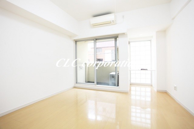 ニューシティアパートメンツ新川Ⅱ  リビング