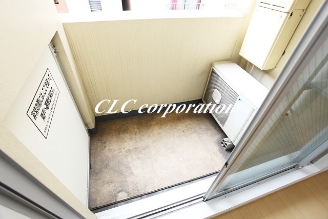 ニューシティアパートメンツ新川Ⅱ  ベランダ