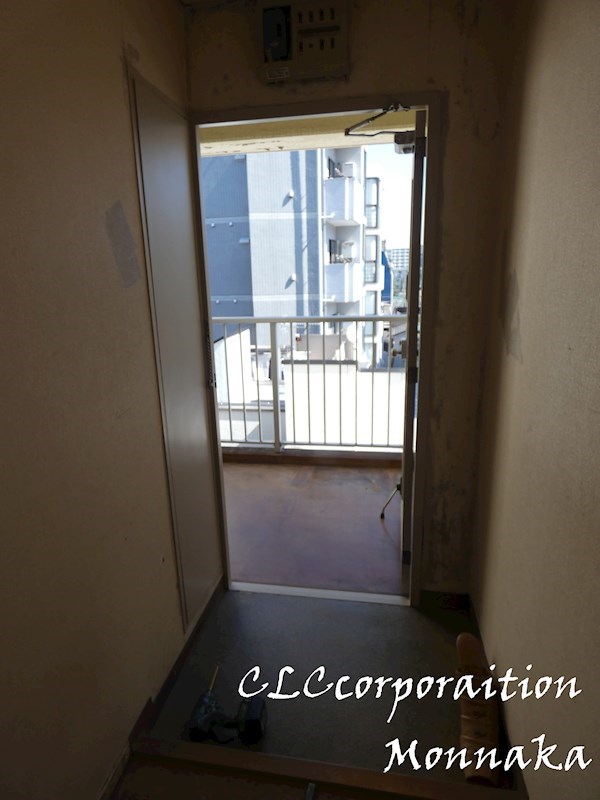 東和コーポ  玄関