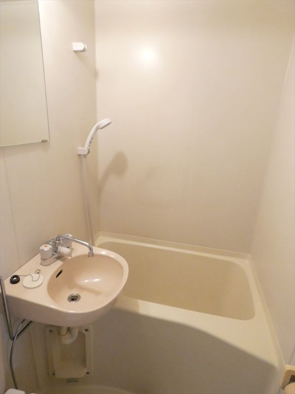 マムハイツ千駄木 風呂画像