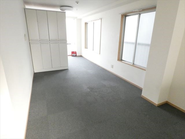 結城ビル リビング