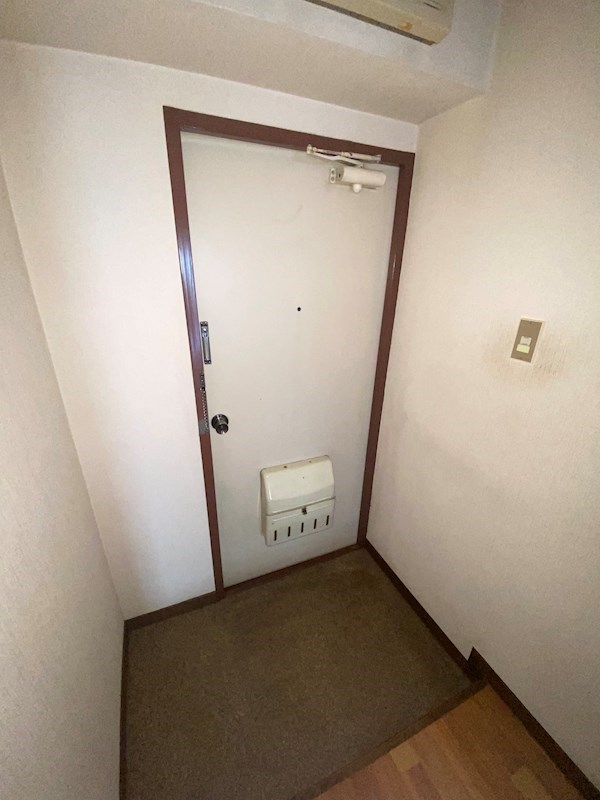 インペリアル王子 玄関