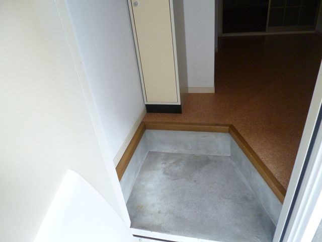 フレグランス元町Ｂ棟 玄関