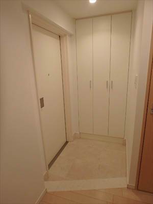 ステーションプラザタワー 玄関