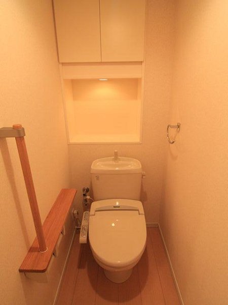 ロイヤルパークス新田 トイレ