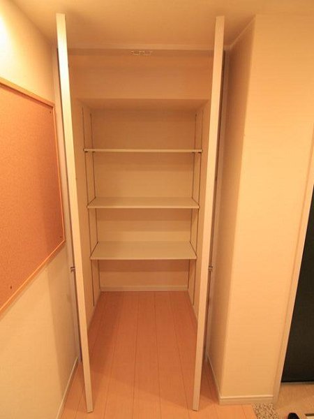 ロイヤルパークス新田 その他