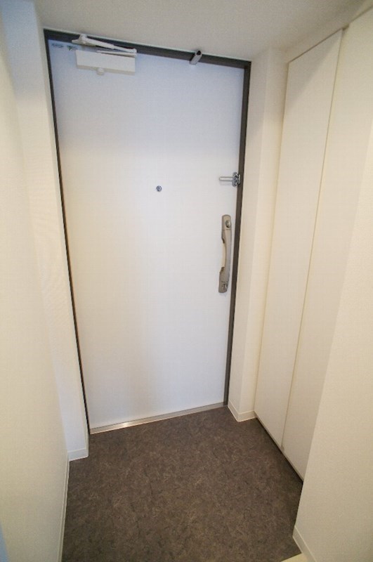 レジディア日本橋馬喰町Ⅱ 玄関