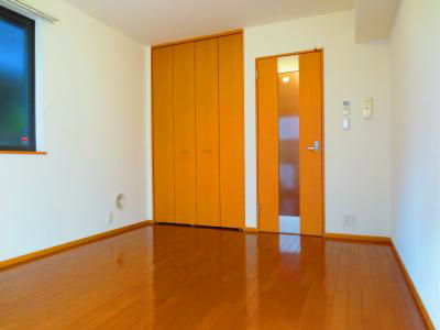 メゾンラフィーネ リビング