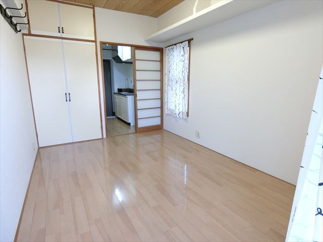 メゾン類光 リビング