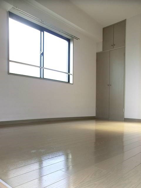 グリーンヒルズ王子本町  リビング