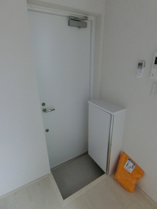 AO UMEJIMA(アオウメジマ)  玄関