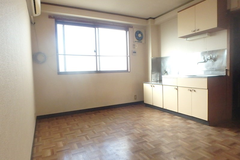 もんコーポ リビング