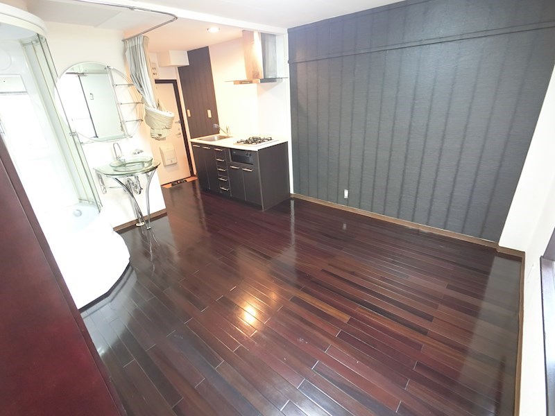 ハローレジデンス東大前 リビング