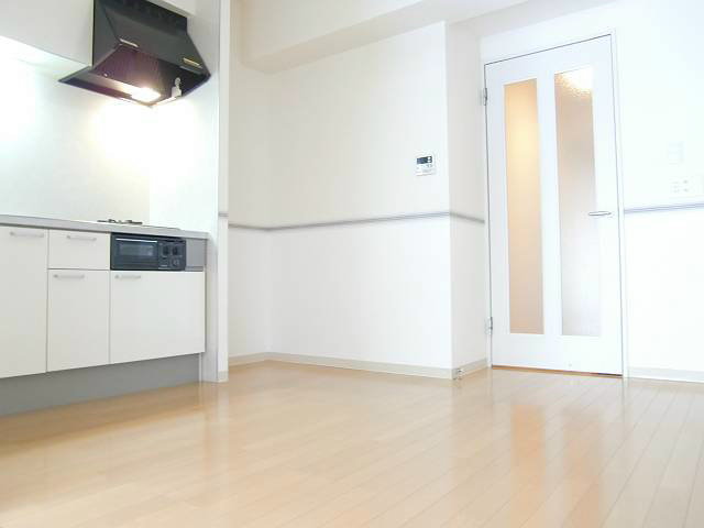 メゾン・ラ・マージュ リビング