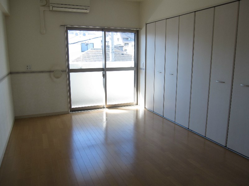 メゾン・ラ・マージュ ベッドルーム