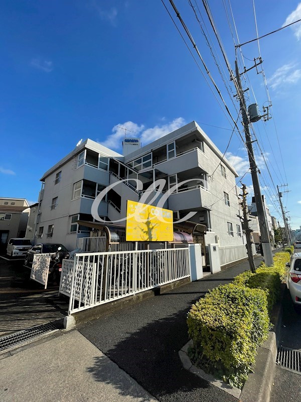 第1コンクラマンション 305号室 外観