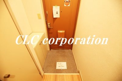 ルミナス 玄関