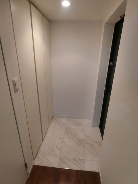 ステイシス町屋  玄関
