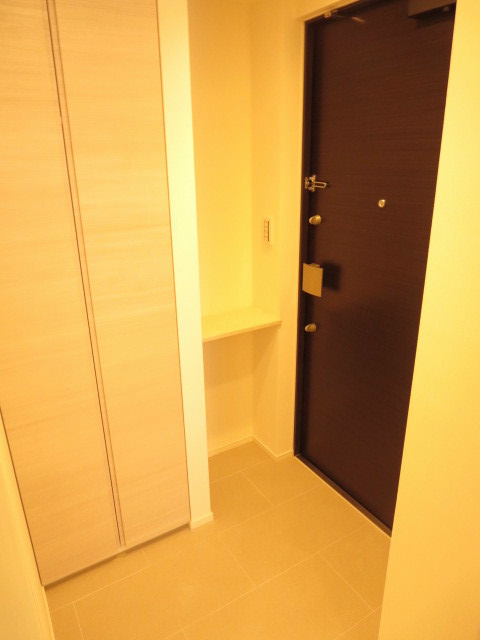 パークハビオ日本橋蛎殻町 玄関