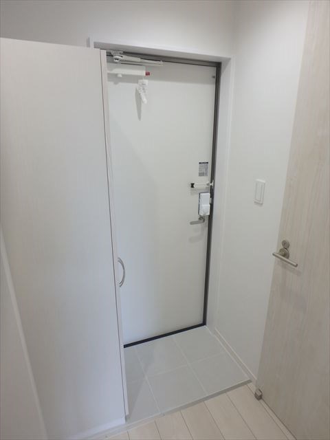 セシボン江戸川20  玄関
