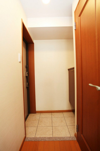 レリシェス日本橋 玄関