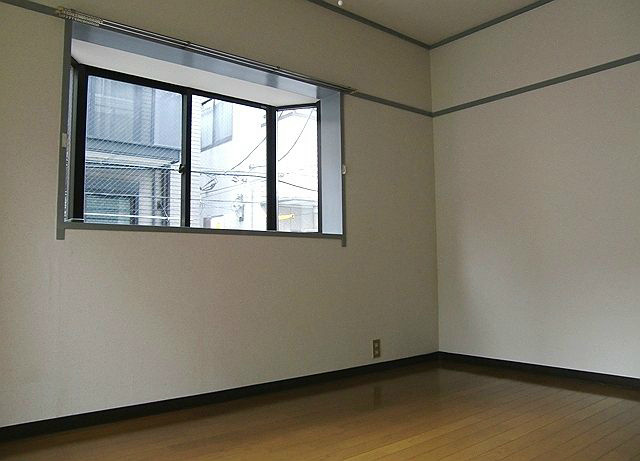 正栄マンション ベッドルーム
