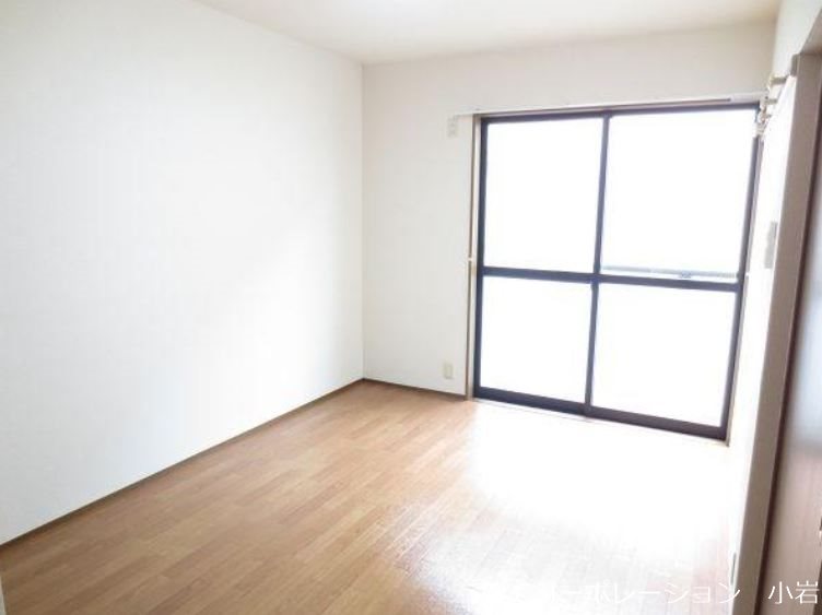 エステート高砂 リビング