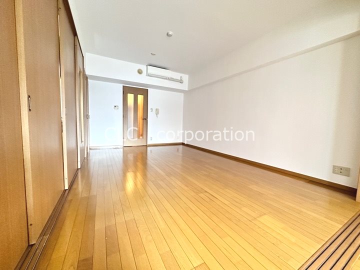 インカウンターマンション リビング