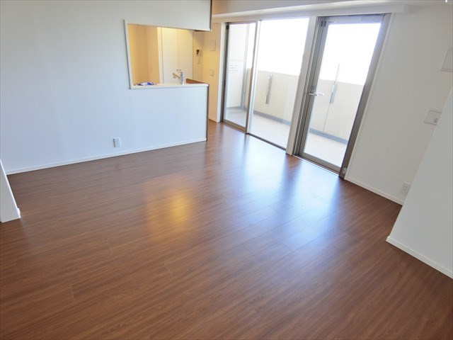 レジディア町屋 リビング