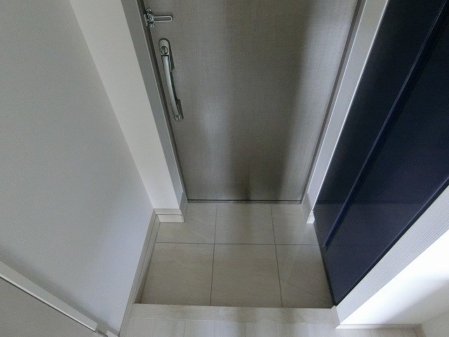 リベール西片 玄関