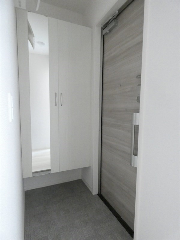 ラリュール堀切 玄関