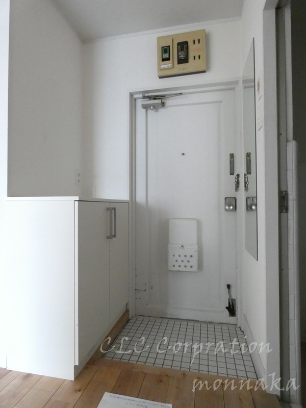 サンビレッジ 玄関